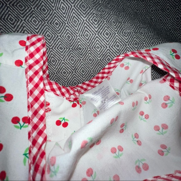 Vintage cherry 🍒 print dress - Picture 5 of 7
